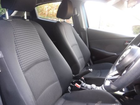 2017 Mazda Demio - photo 13