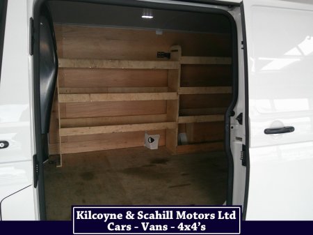 2023 Volkswagen Transporter - photo 17