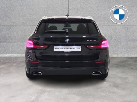 2023 BMW 5-Series - photo 15
