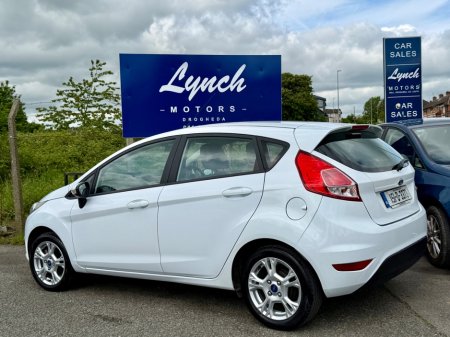 2015 Ford Fiesta - photo 5