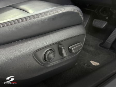 2020 Toyota RAV4 - photo 16