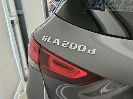 2020 Mercedes-Benz GLA - photo 5