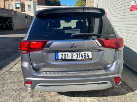 2020 Mitsubishi Outlander - photo 3