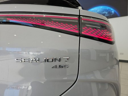 2026 BYD SEALION 7 - photo 9