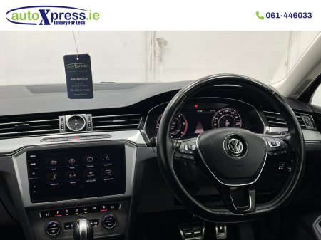 2020 Volkswagen Passat - photo 18