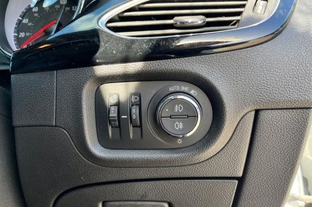 2018 Vauxhall Astra - photo 26