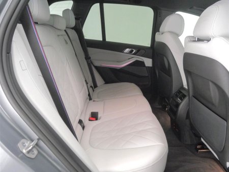 2025 BMW X5 - photo 11
