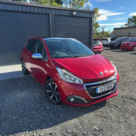 2017 Peugeot 208 - photo 2