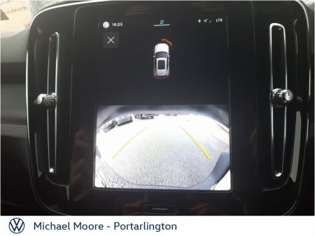 2025 Volvo XC40 - photo 18