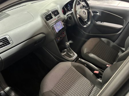 2015 Volkswagen Polo - photo 23