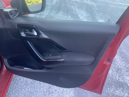 2016 Peugeot 208 - photo 17