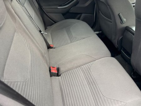 2017 Ford Focus - photo 20