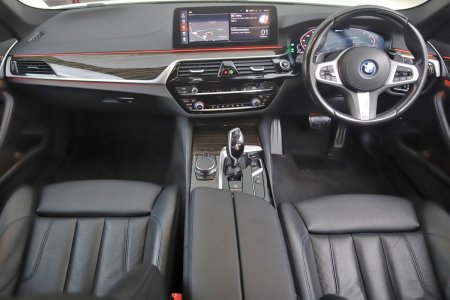 2023 BMW 5-Series - photo 31