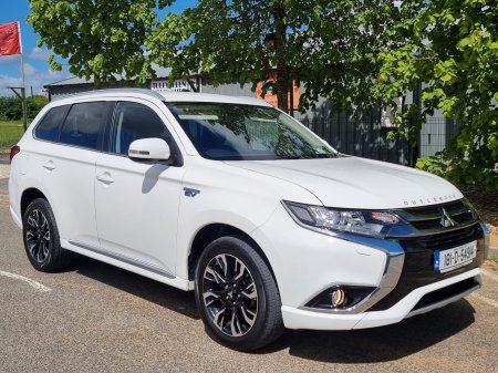 2018 Mitsubishi Outlander PHEV 2.0L MIVEC 4WD 5-Seater Instyle
