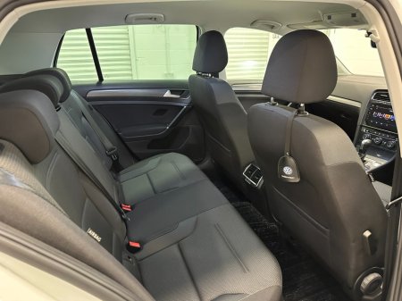 2020 Volkswagen Golf - photo 37