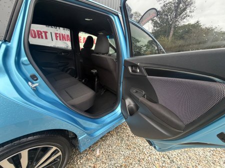 2017 Honda Fit - photo 11