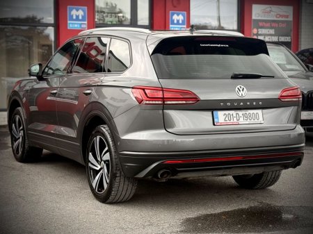 2020 Volkswagen Touareg - photo 6