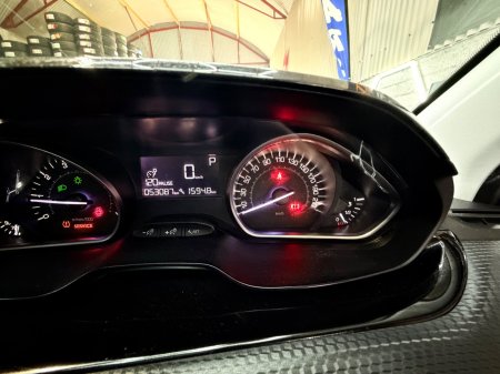 2017 Peugeot 208 - photo 9
