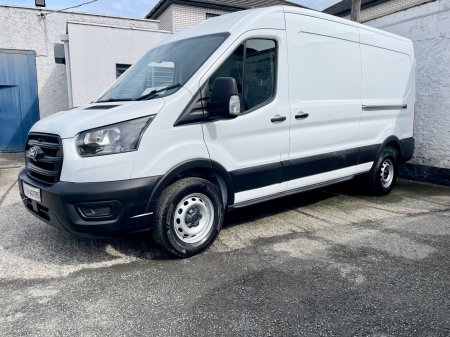 2025 Ford Transit - photo 27
