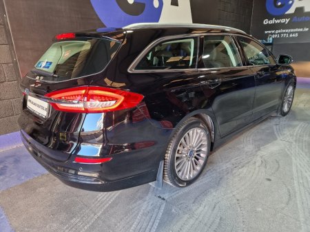 2020 Ford Mondeo - photo 10