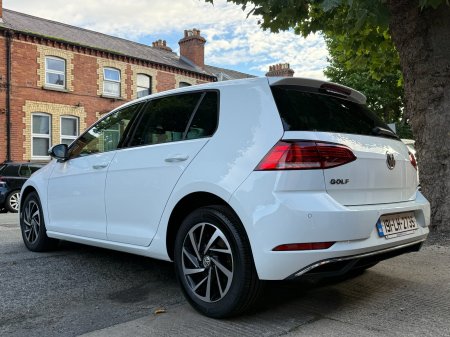 2019 Volkswagen Golf - photo 8