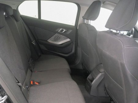 2026 BMW 1-Series - photo 11