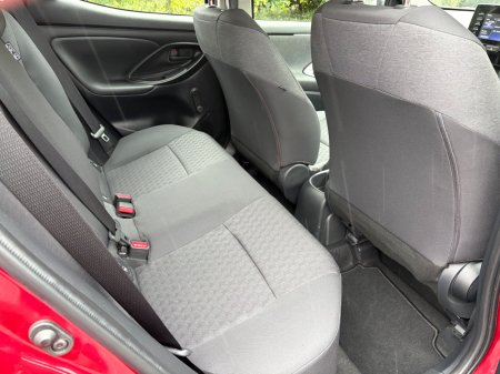 2021 Toyota Yaris - photo 7