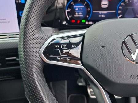 2024 Volkswagen Golf - photo 18