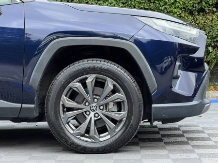 2022 Toyota RAV4 - photo 9
