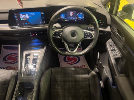 2022 Volkswagen Golf - photo 8