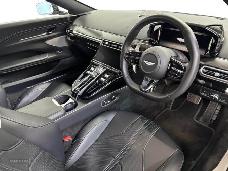 2025 Aston Martin Vantage - photo 35