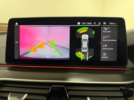 2023 BMW 5-Series - photo 16