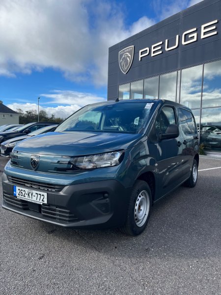2026 Peugeot Partner - photo 2