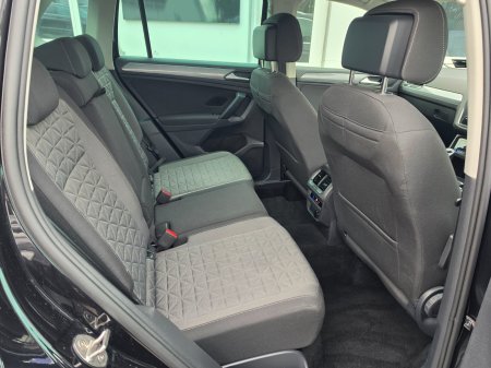 2023 Volkswagen Tiguan - photo 10