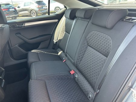 2022 Skoda Superb - photo 7