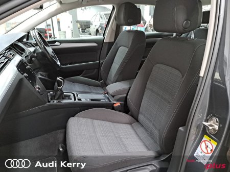 2021 Volkswagen Passat - photo 11