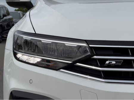 2022 Volkswagen Passat - photo 10