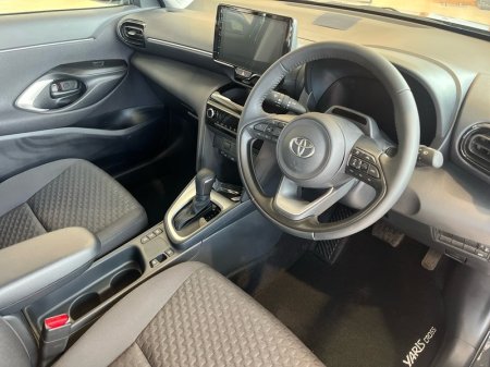 2026 Toyota Yaris Cross - photo 9