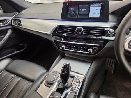 2018 BMW 5-Series - photo 10
