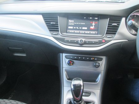 2017 Opel Astra - photo 13