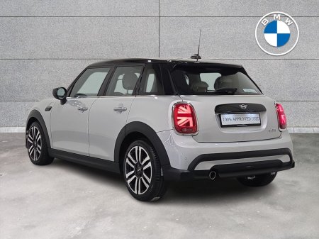 2022 Mini Cooper - photo 2