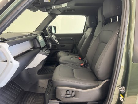 2026 Land Rover Defender - photo 9