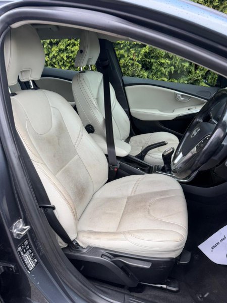 2014 Volvo V40 - photo 15