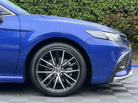2023 Toyota Camry - photo 10