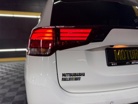 2019 Mitsubishi Outlander - photo 16