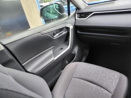 2020 Toyota RAV4 - photo 13