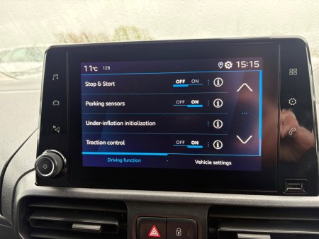 2020 Peugeot Partner - photo 17