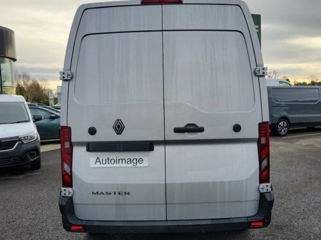2026 Renault Master - photo 16