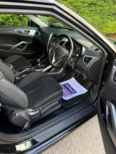 2014 Hyundai Veloster - photo 29