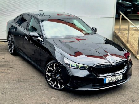 2025 BMW i5 - photo 3